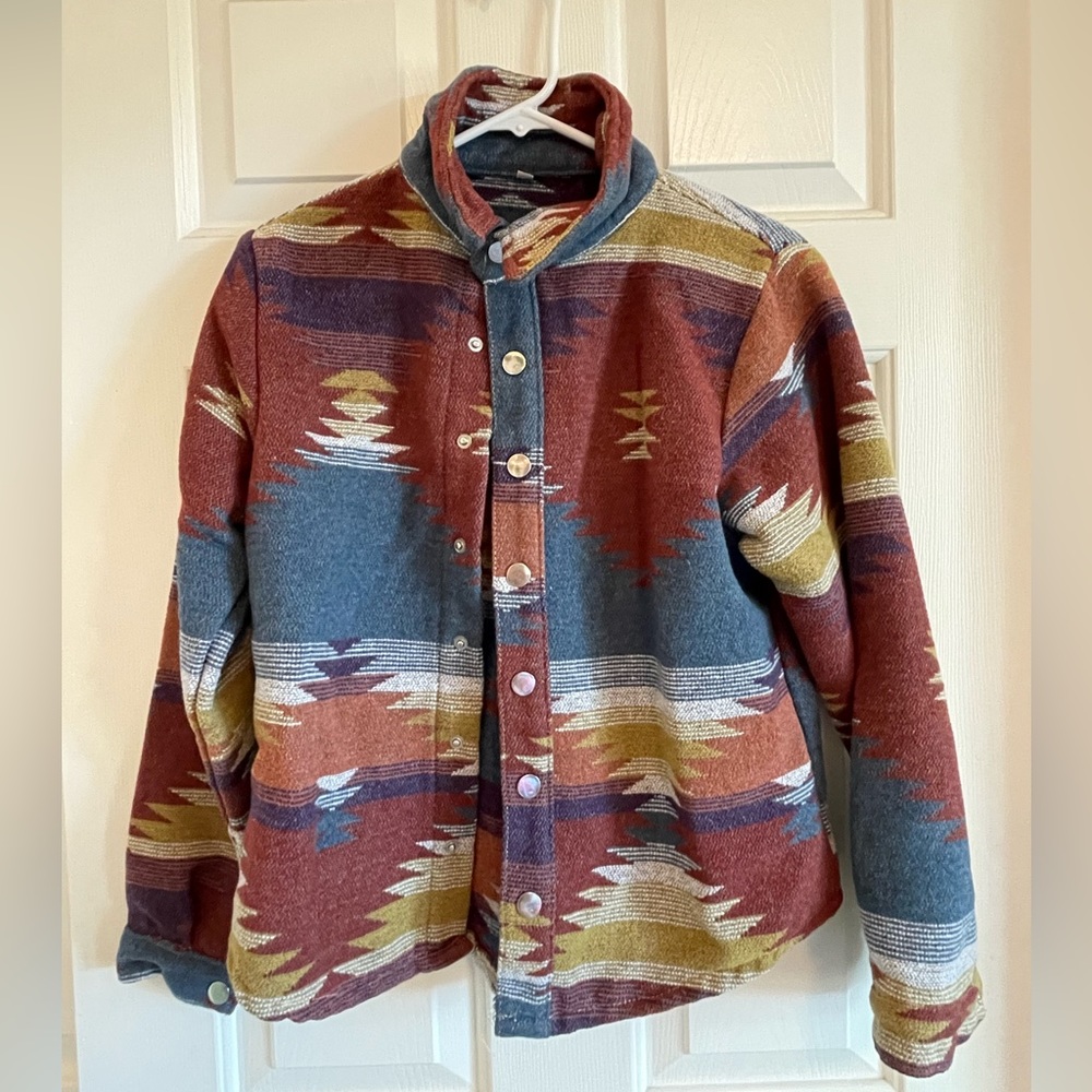 womens aztec print shacket jacket long sleeve - M